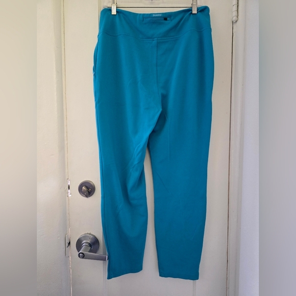 Jaanuu Women's Vibrant Blue Cropped Pants - Picture 6 of 11